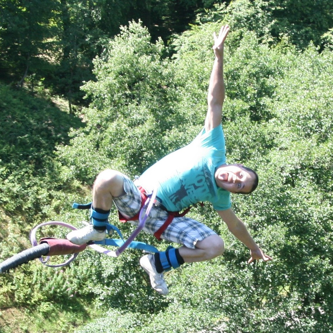 - Saut à l'élastique -